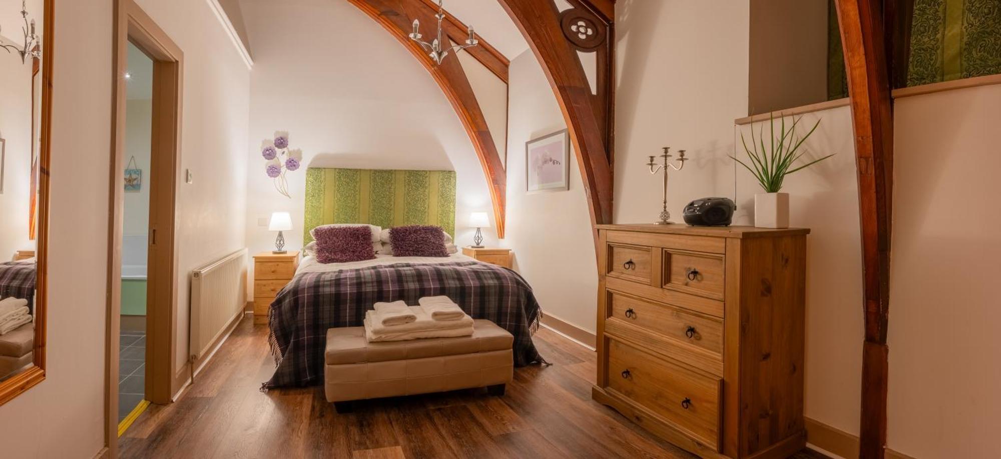 The Caledonian 3 Bedroom Self Catering Apartment In Historic Abbey Форт Аугустус Экстерьер фото