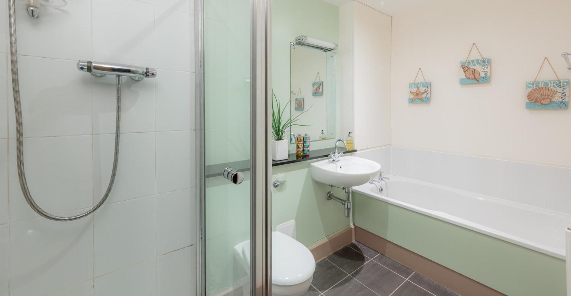 The Caledonian 3 Bedroom Self Catering Apartment In Historic Abbey Форт Аугустус Экстерьер фото